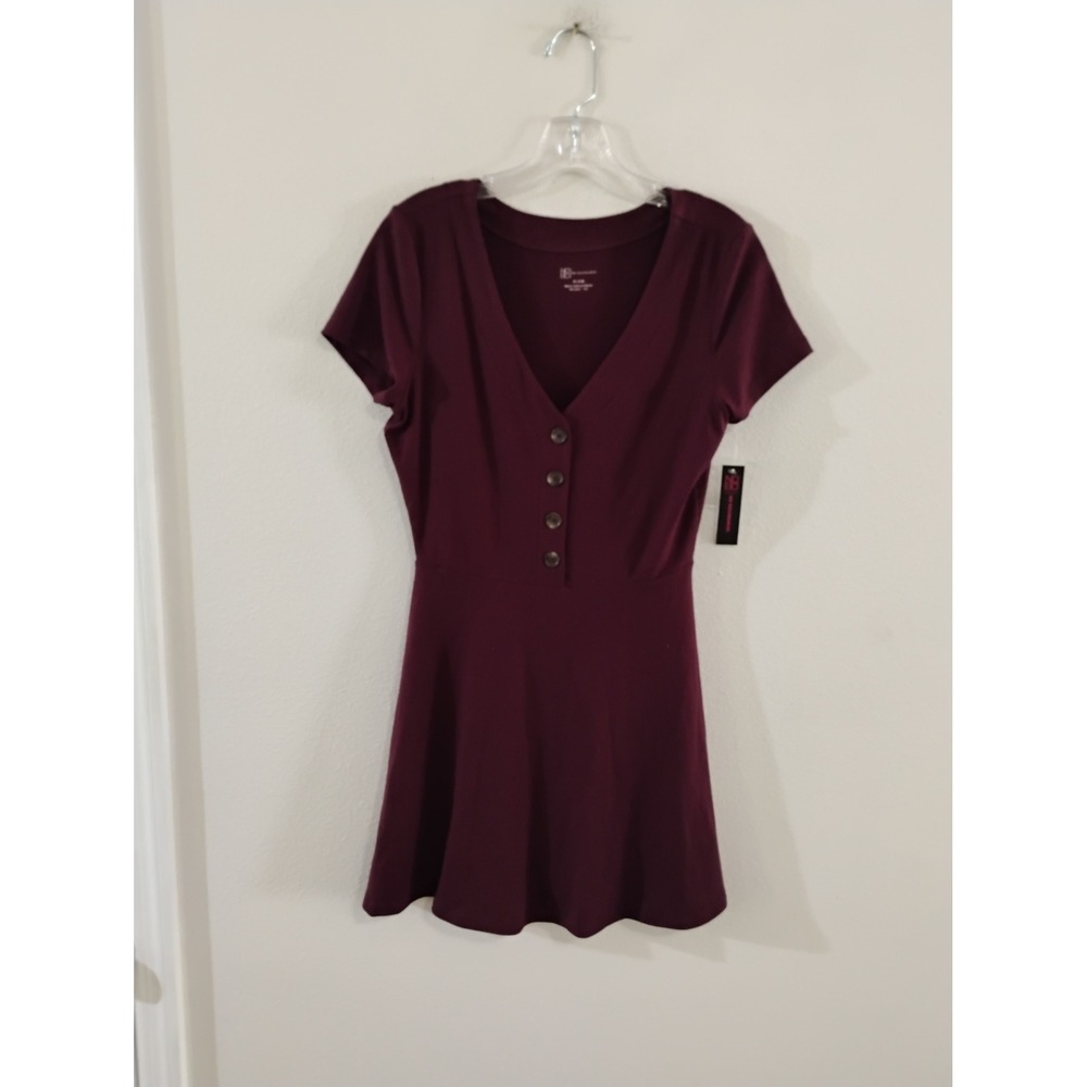 No Boundaries Burgundy Ribbed Knit Short Sleeve Fit and Flare Skater Dress M 7-9